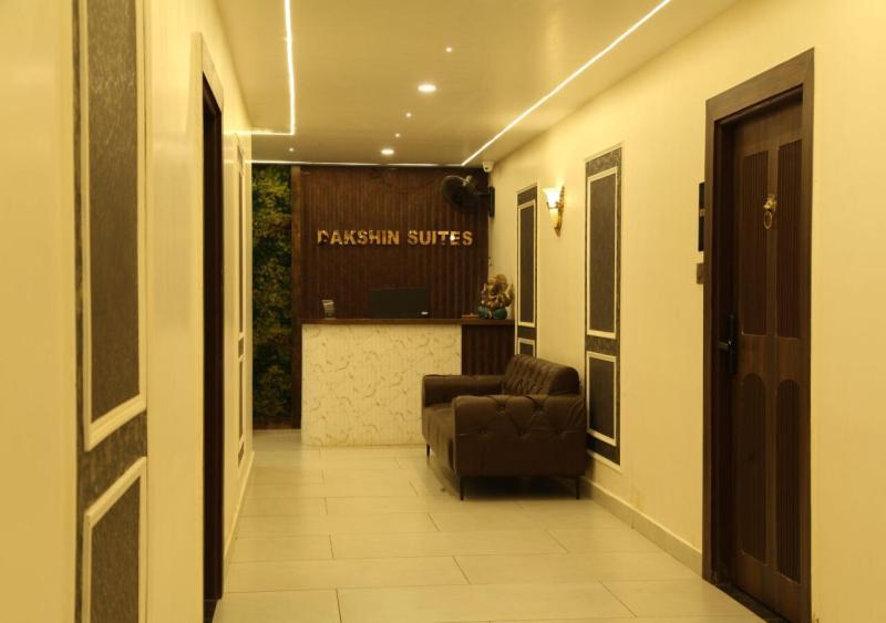 Dakshin Suites Srikakulam Buitenkant foto