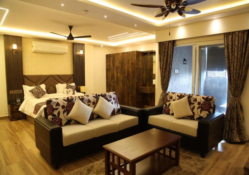Dakshin Suites Srikakulam Buitenkant foto
