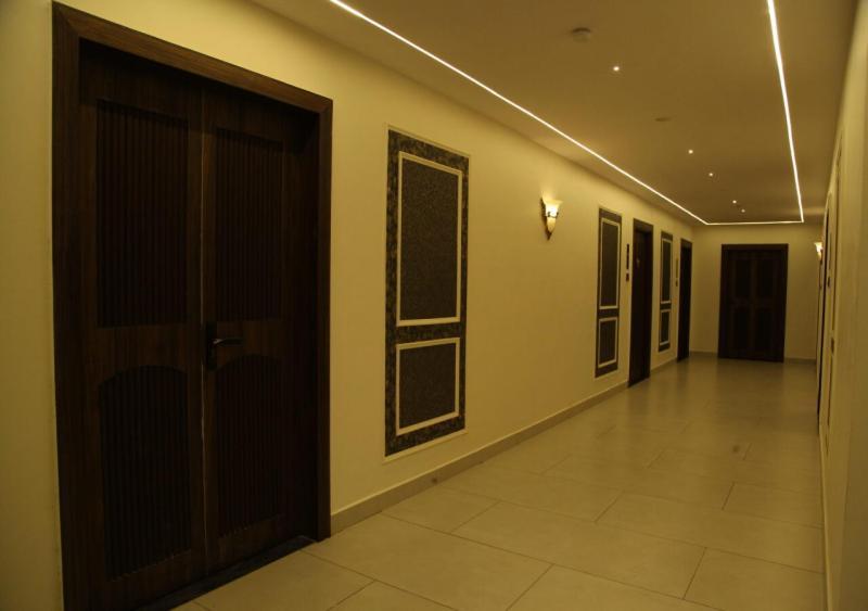 Dakshin Suites Srikakulam Buitenkant foto